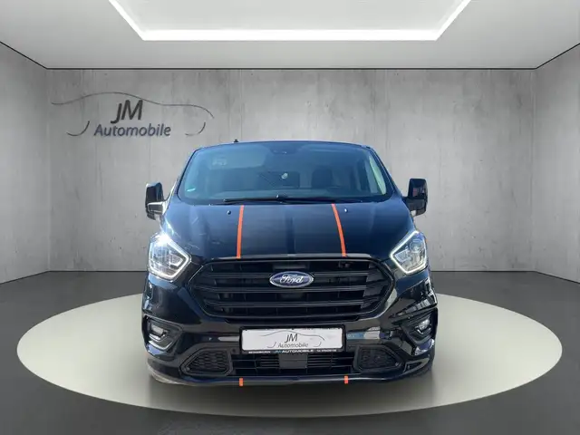 Ford Transit Custom view 2