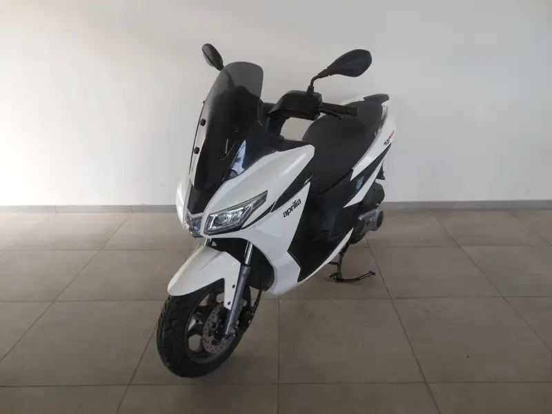 Aprilia SXR 50 - foto 6