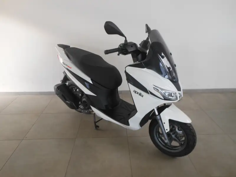 Aprilia SXR 50 - foto 8