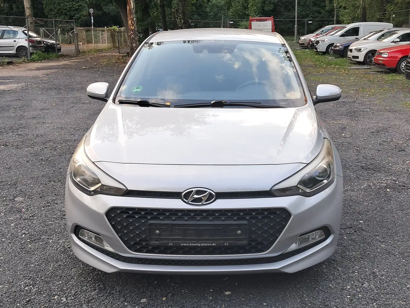 Hyundai i20 Intro Edition Grau - 1