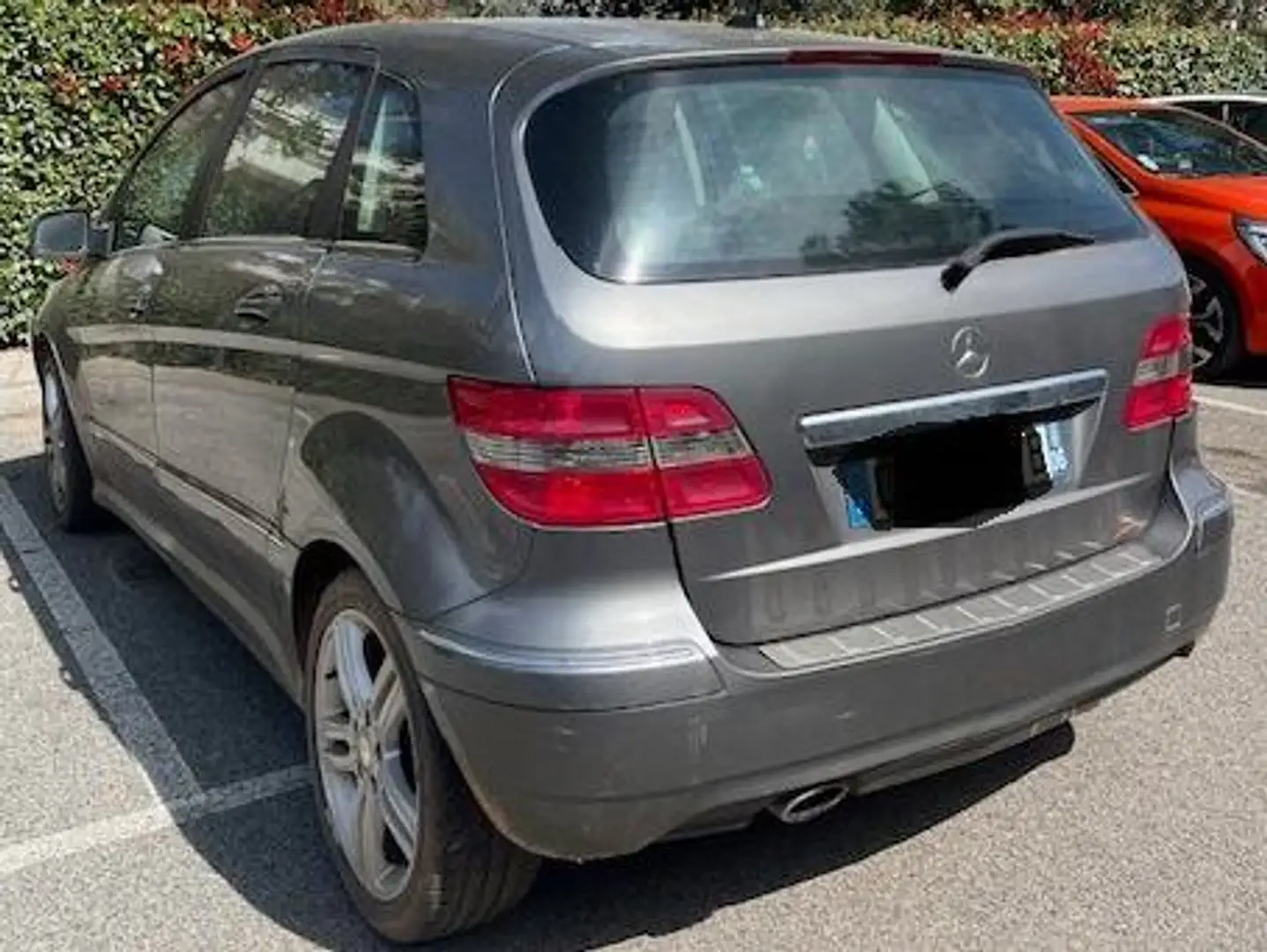 Mercedes-Benz 200 200 TD Contact Gri - 2