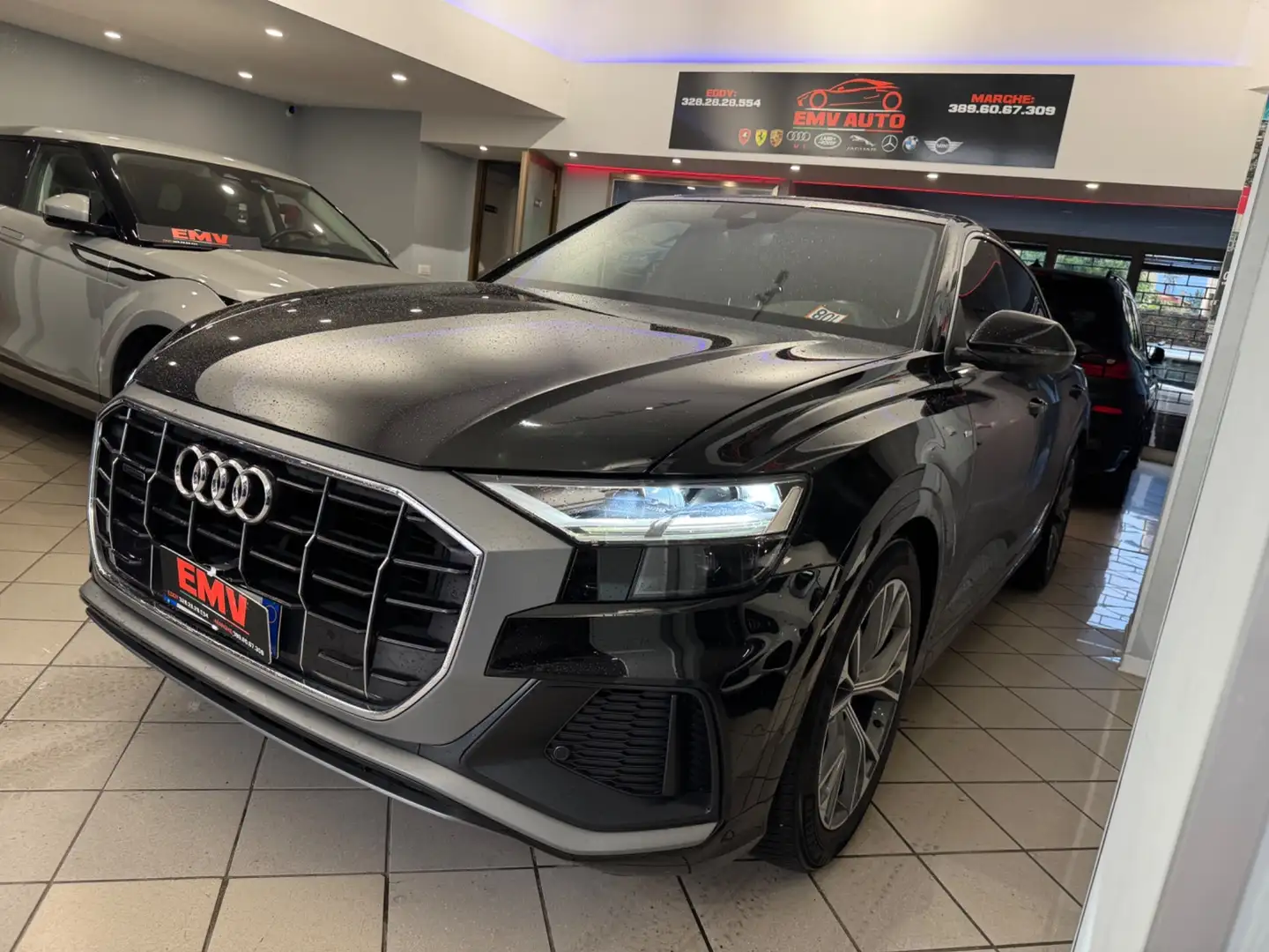 Audi Q8 45 TDI quattro tiptronic S-LINE Black - 2