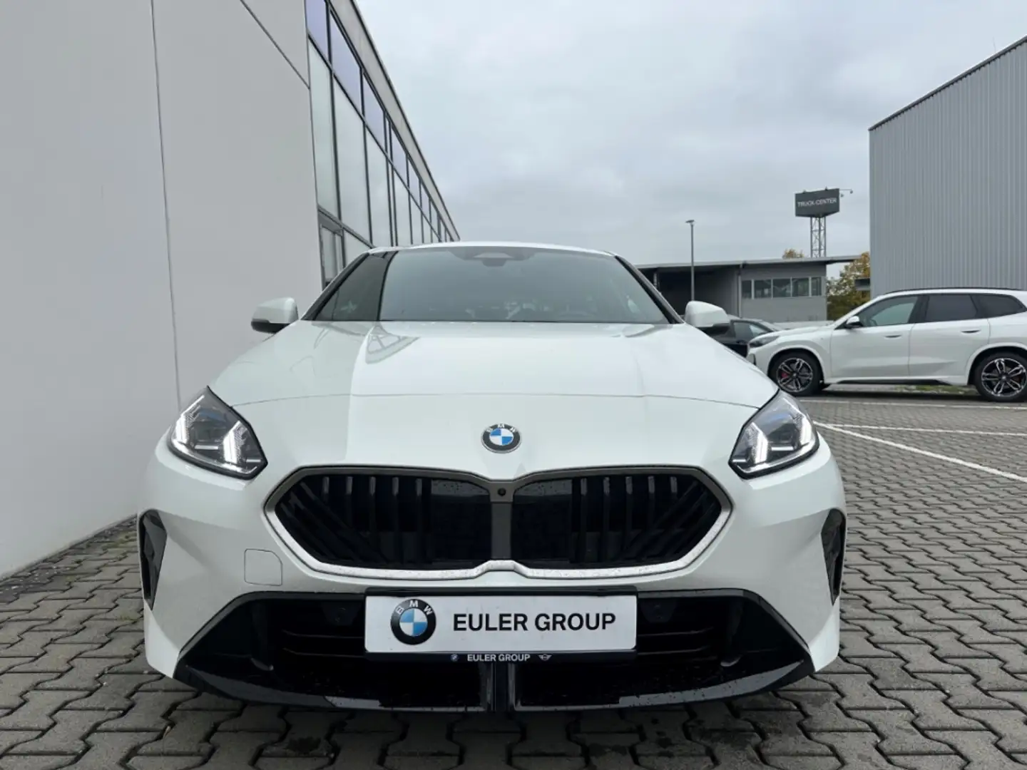 BMW 120 d F70 M Sport H/K HUD Memory ad.M-FW PA+ DA+ SHZ Weiß - 2
