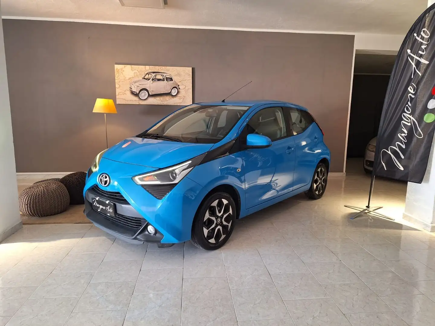 Toyota Aygo 1.0 VVT-i 72 CV 5 porte x-fun Blu/Azzurro - 1
