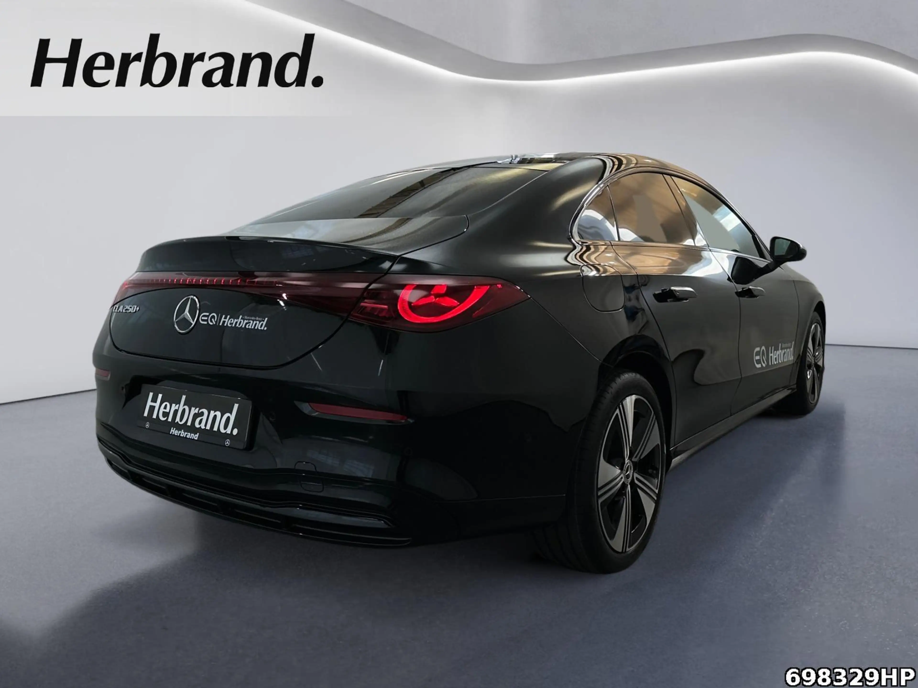 Mercedes-Benz CLA 250 +NIGHT+PANO+BURMESTER+MULTIBEAM+ — photo 3