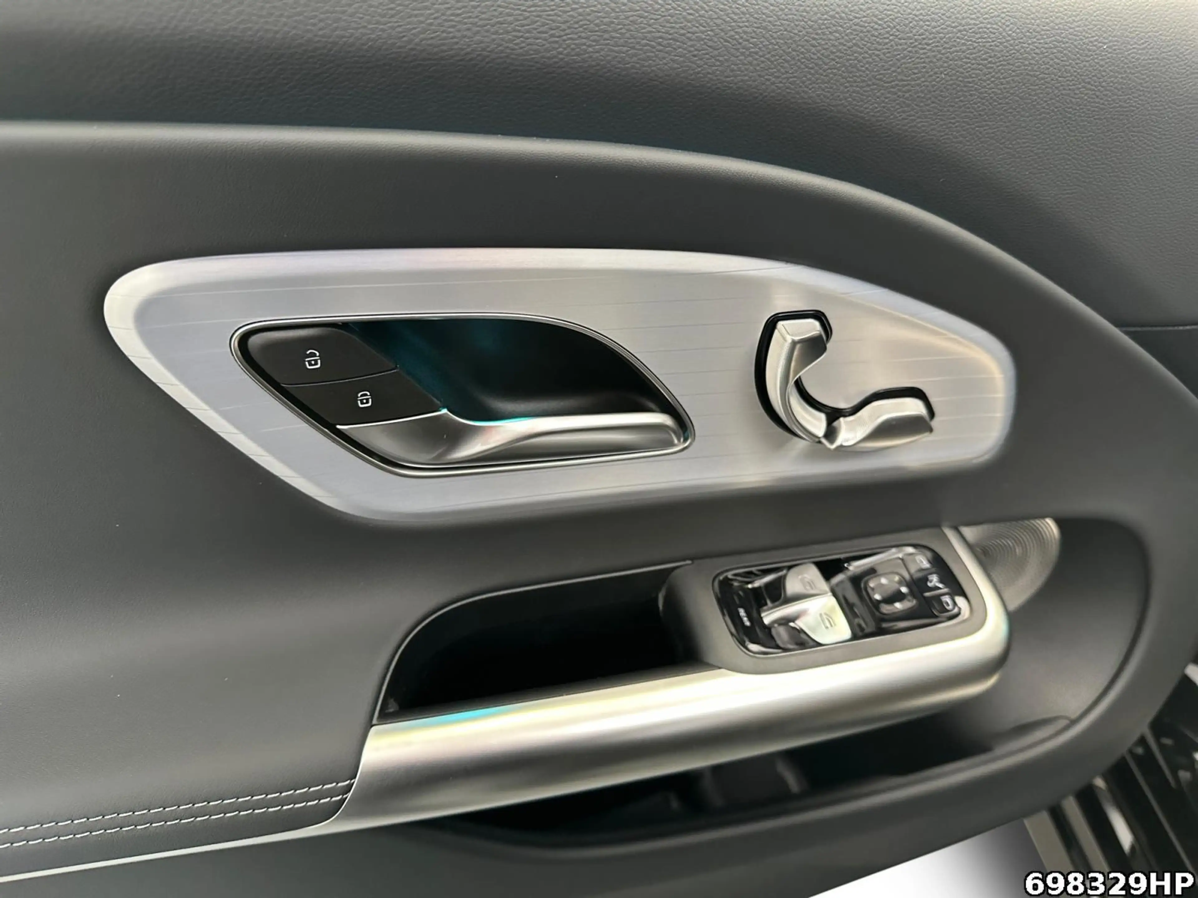 Mercedes-Benz CLA 250 +NIGHT+PANO+BURMESTER+MULTIBEAM+ — photo 14