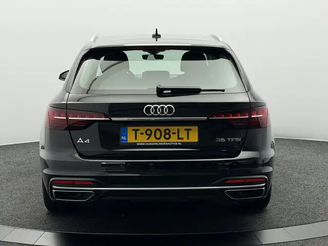 Audi A4 view 6