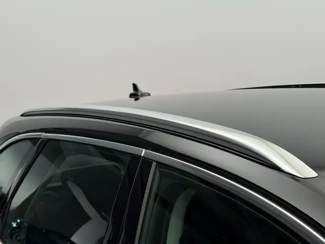 Audi A4 view 26