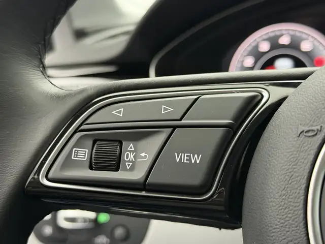 Audi A4 view 28