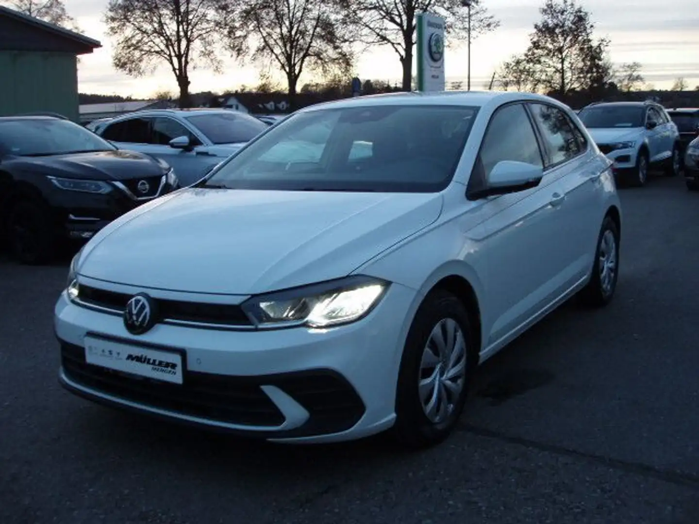 Volkswagen Polo Life 1,0 TSI 6 Gang KLIMA/PDC/TEL/LED Weiß - 2