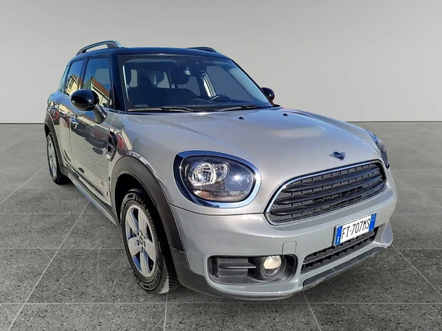 MINI One D Countryman Mini 1.5 One D Business Countryman Šedá - 1