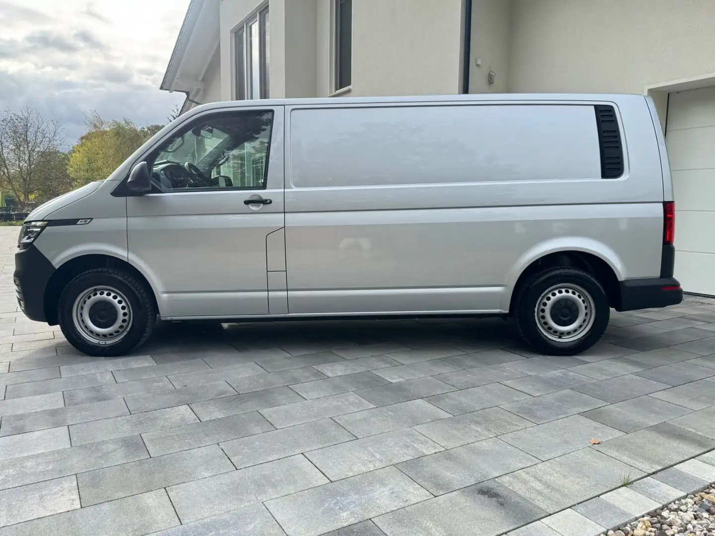 Volkswagen T6 Transporter T6.1 Kasten lang 2.0 TDI DSG,LED,ACC.Standh. Argent - 2