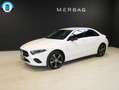 Mercedes-Benz A 250 e  *Limousine Premium Night LED Ambie 18" Weiß - thumbnail 2
