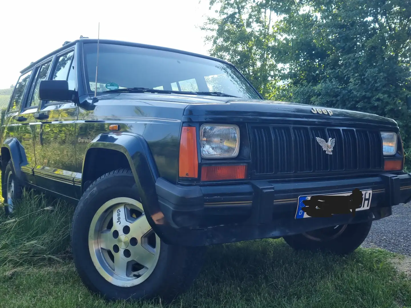 Jeep Cherokee 4.0 Limited Schwarz - 2