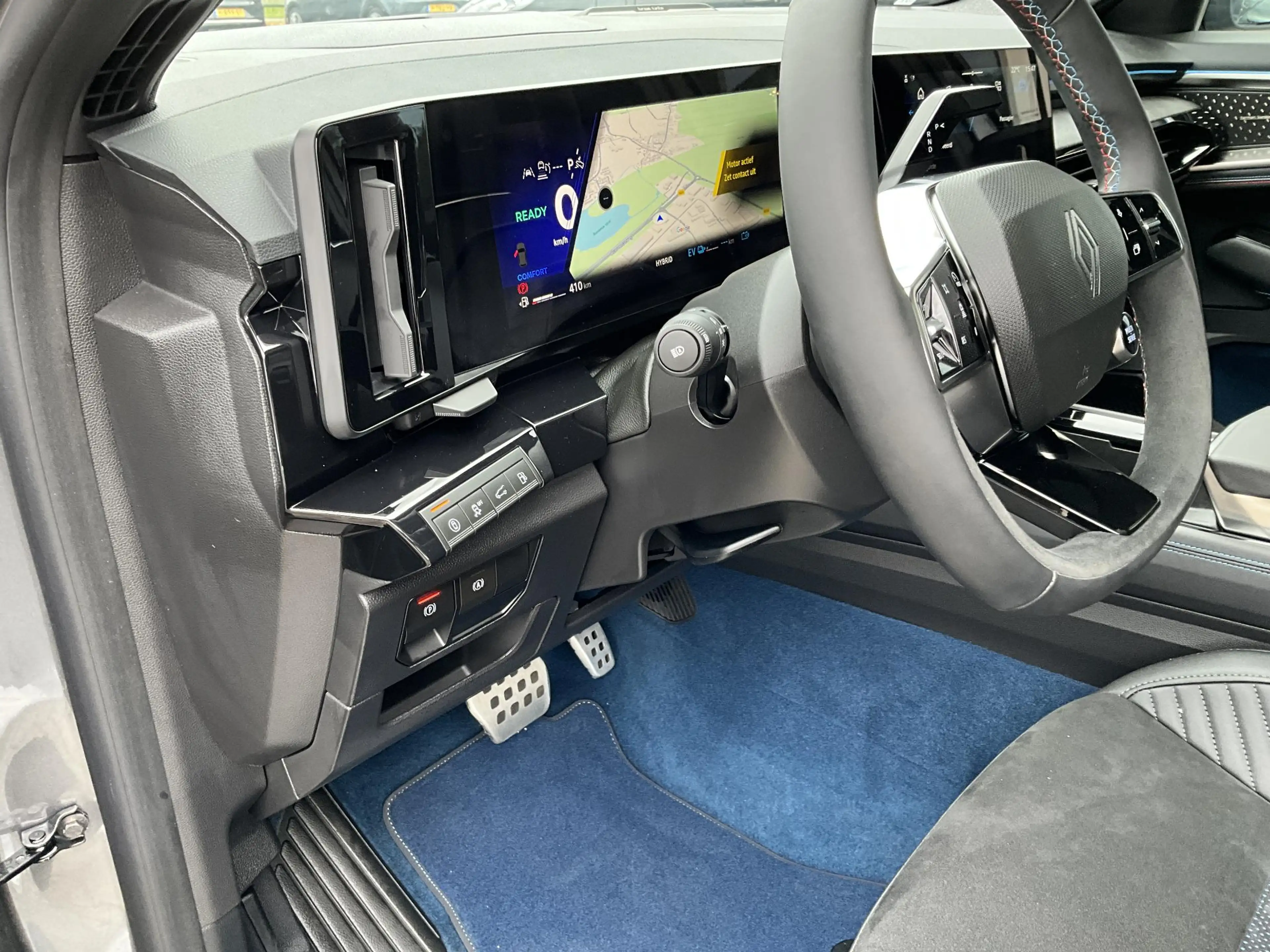 Renault Rafale 1.2 E-Tech 4x4 plug-in hybrid 300 esprit Alpine — photo 11