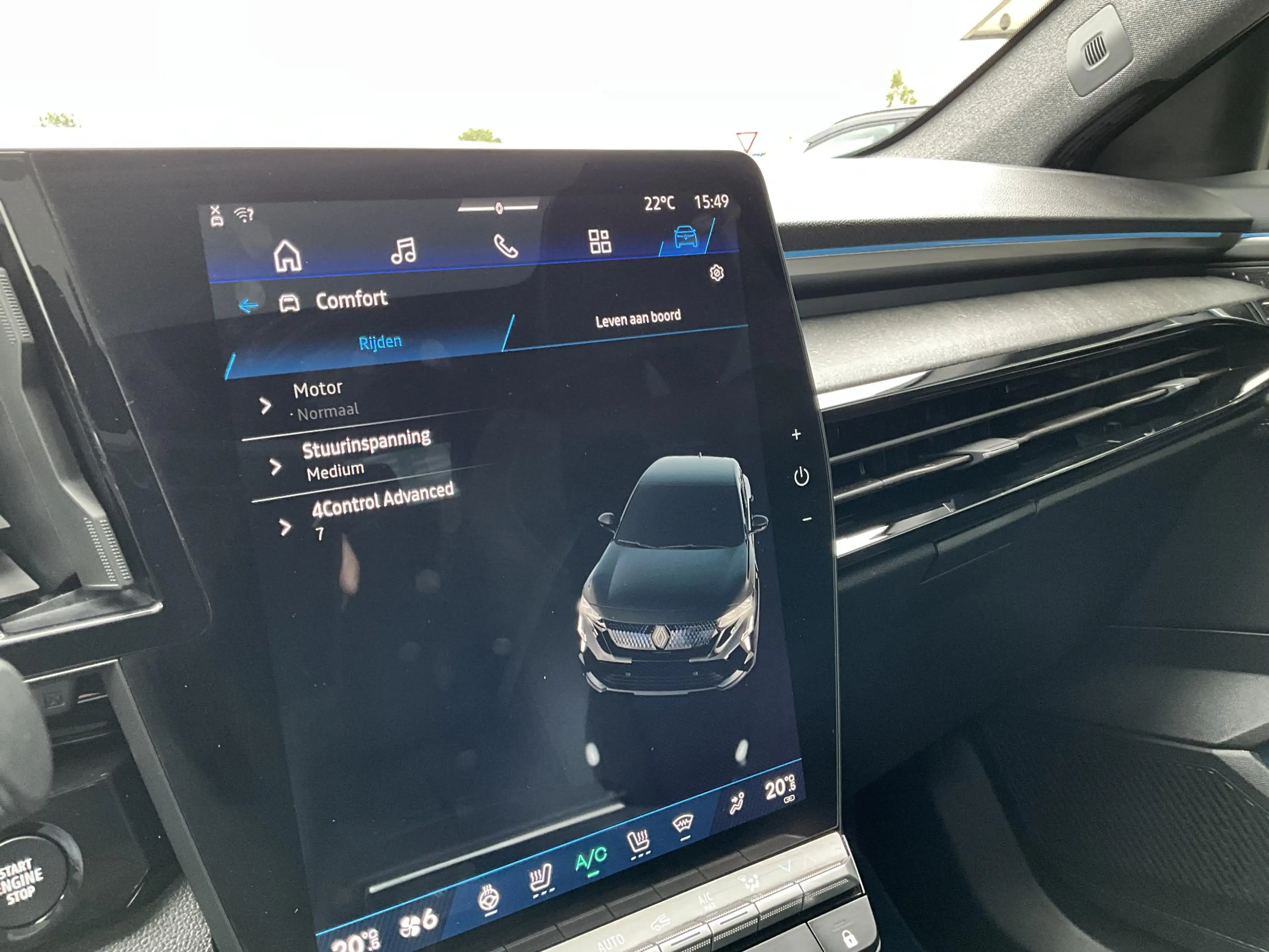 Renault Rafale 1.2 E-Tech 4x4 plug-in hybrid 300 esprit Alpine — photo 18