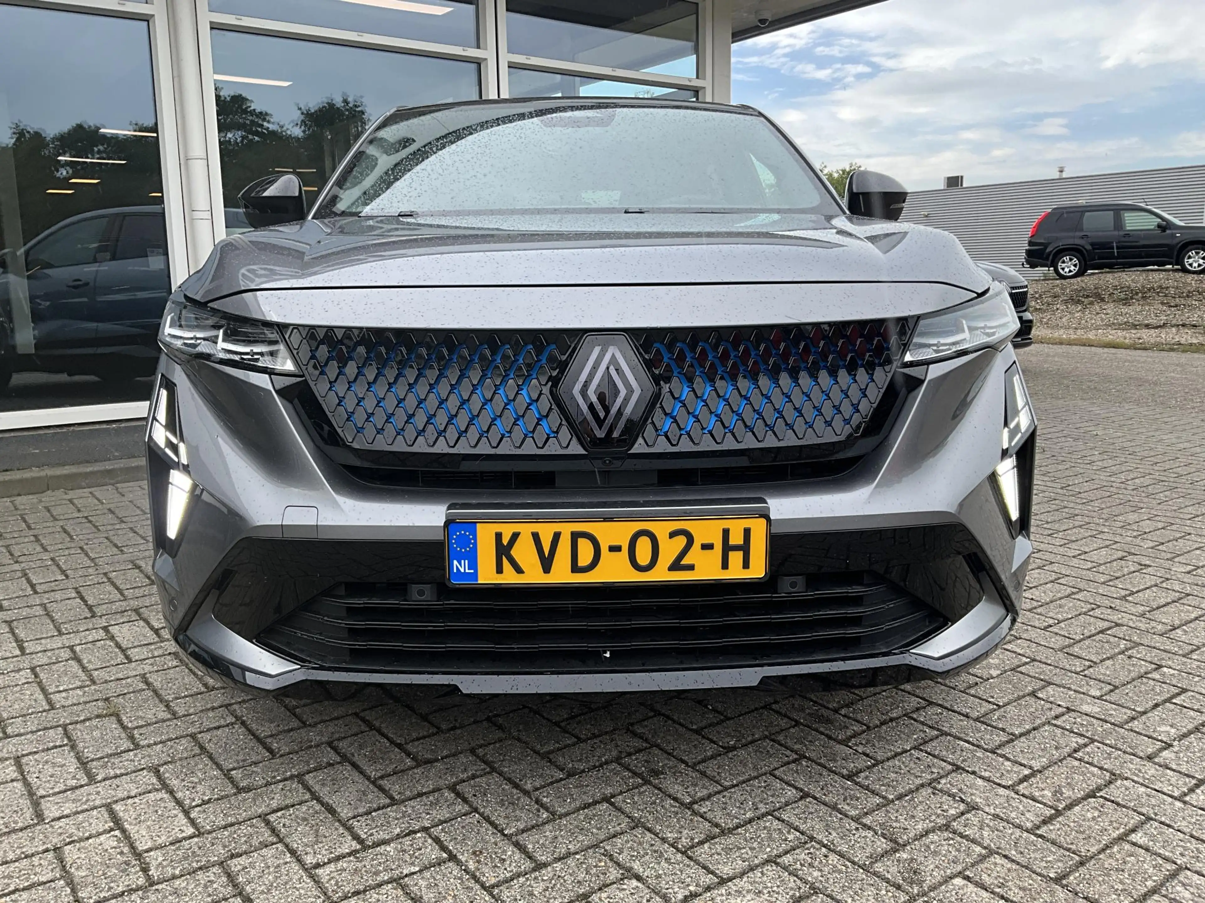 Renault Rafale 1.2 E-Tech 4x4 plug-in hybrid 300 esprit Alpine — photo 2