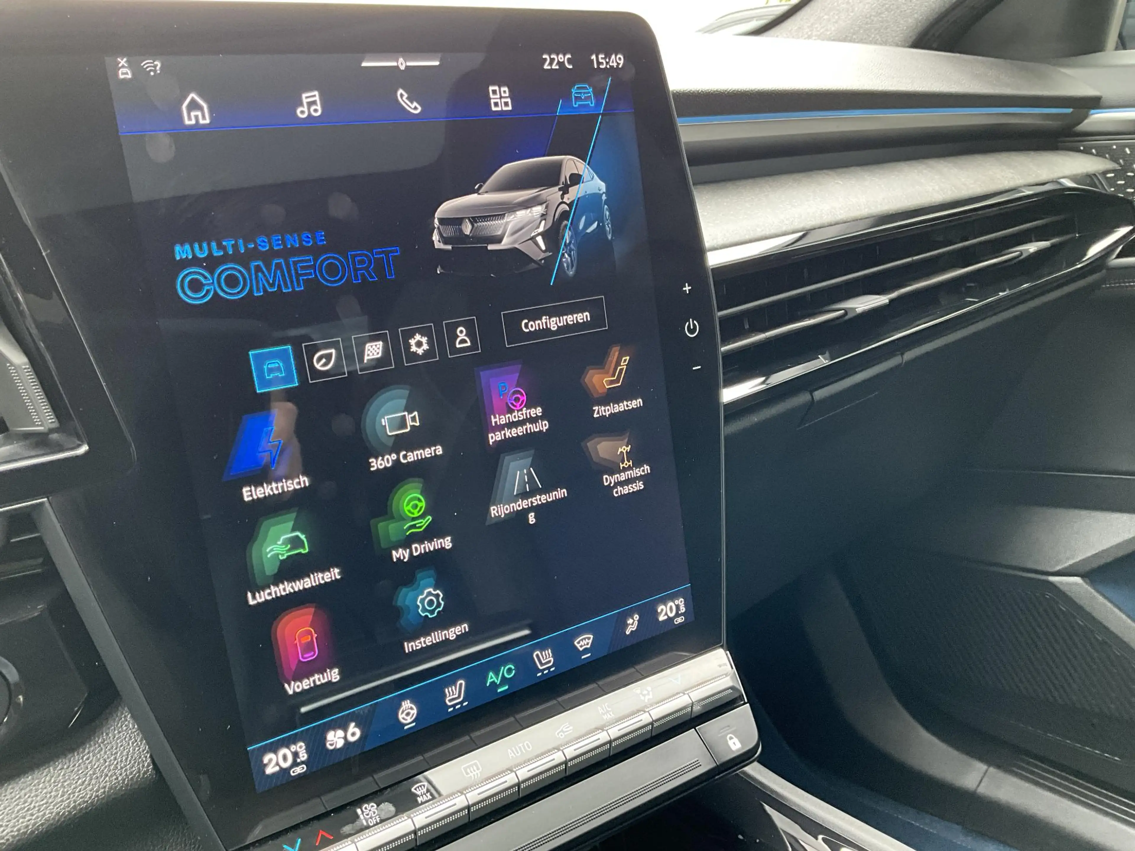 Renault Rafale 1.2 E-Tech 4x4 plug-in hybrid 300 esprit Alpine — photo 13