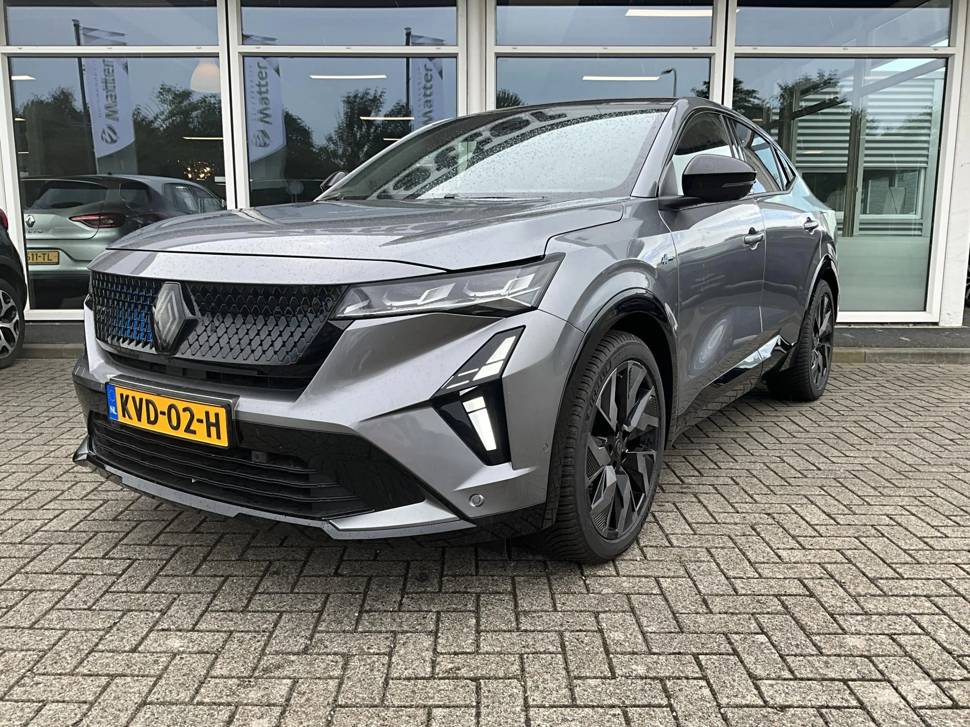 Renault Rafale 1.2 E-Tech 4x4 plug-in hybrid 300 esprit Alpine