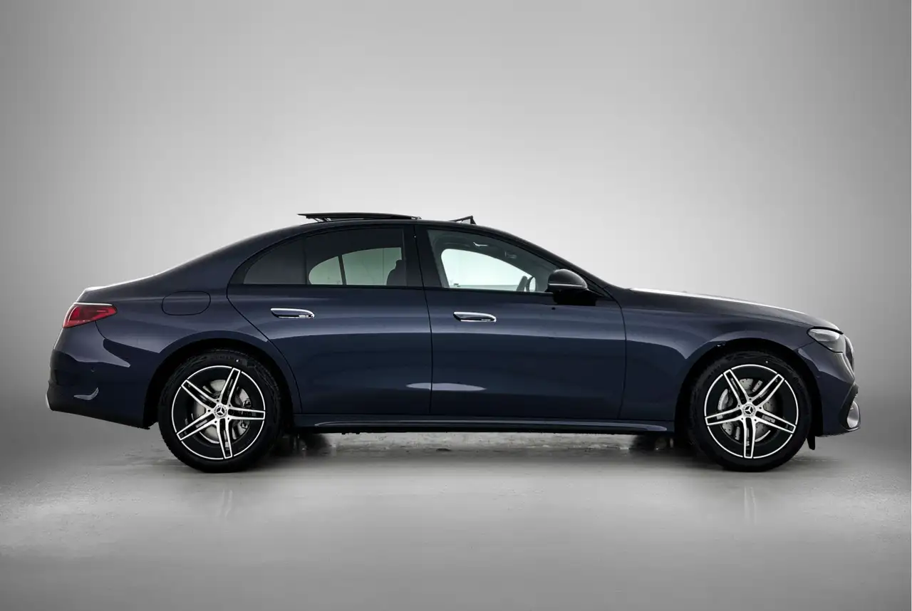 Mercedes-Benz E-Class 2026 — фото 14