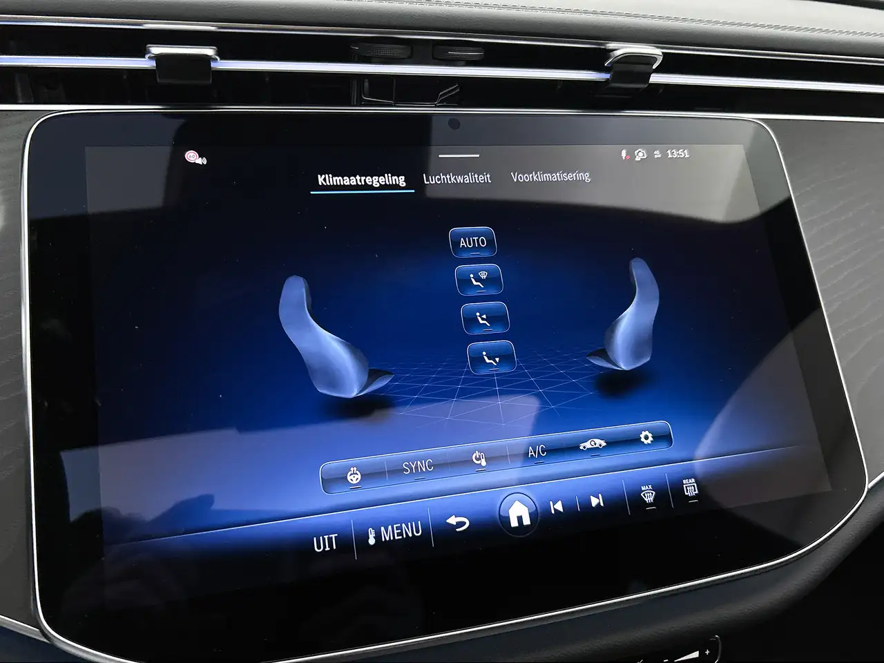 Mercedes-Benz E-Class 2026 — фото 10