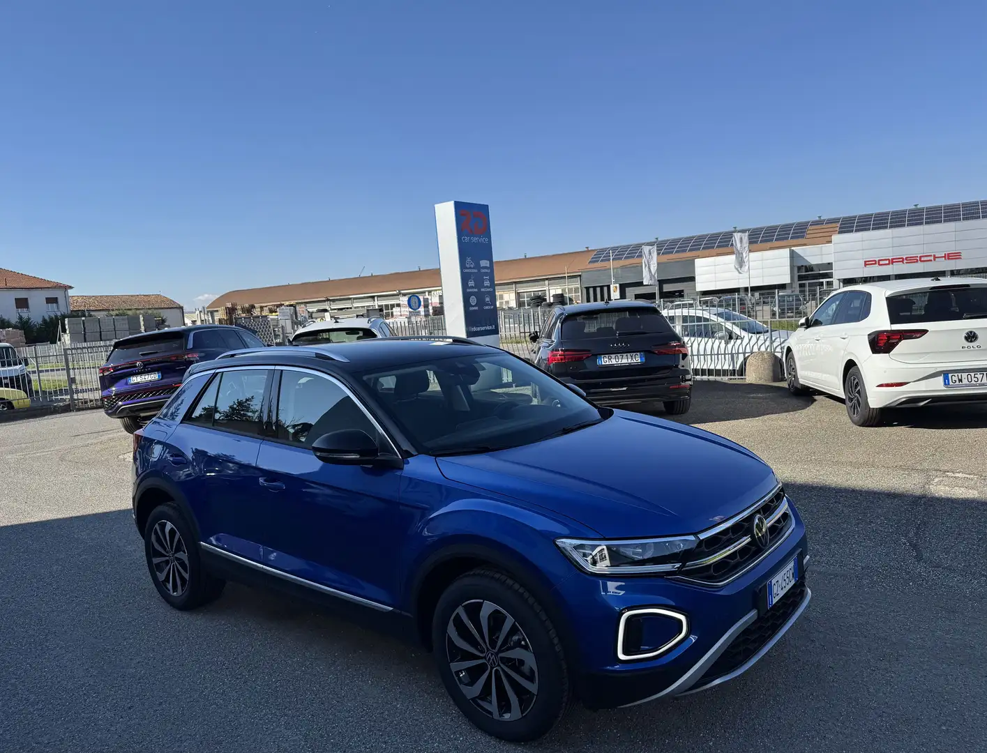Volkswagen T-Roc 1.0 tsi Style 115cv / NO VINCOLI Bleu - 2