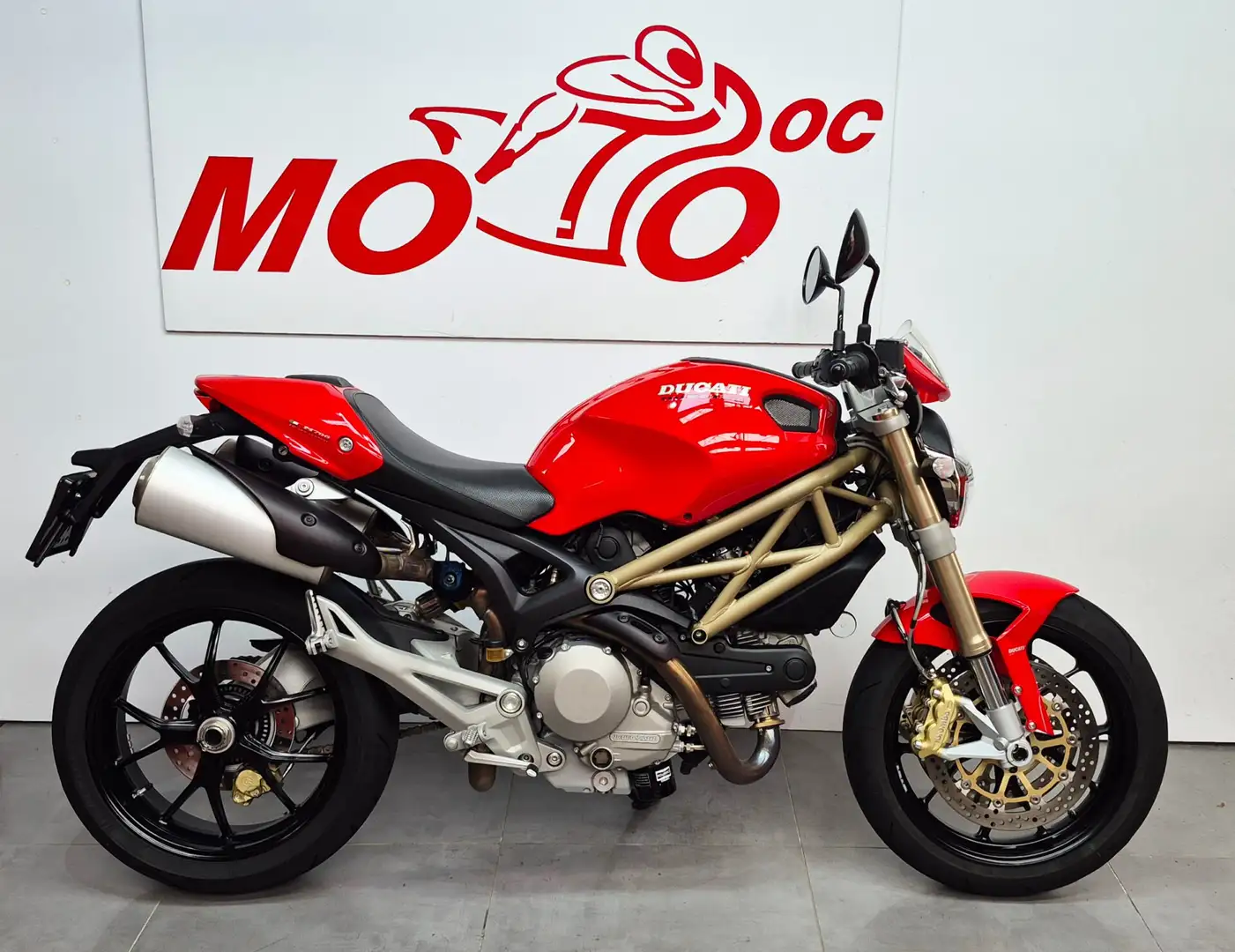 Ducati Monster 796 ***MOTODOC.BE*** Rouge - 1