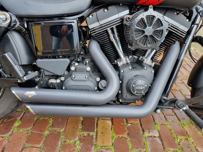 Harley-Davidson Dyna Fat Bob - foto 8