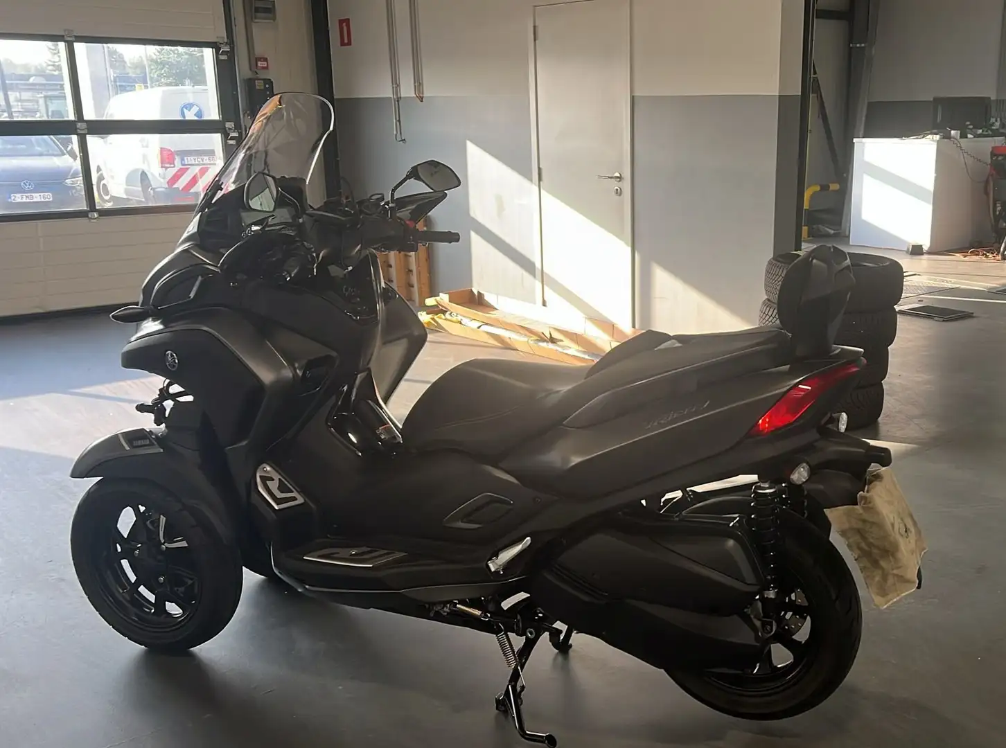 Yamaha TriCity 300 Gris - 1