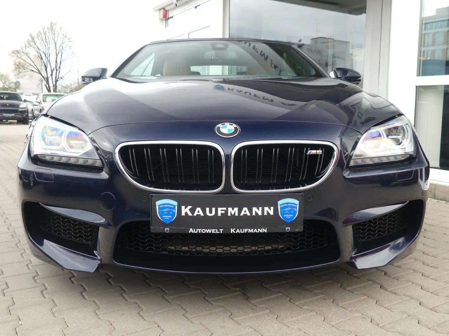 BMW M6 Cabrio Aut. LED 360°-Kamera HUD Navi Kék - 2