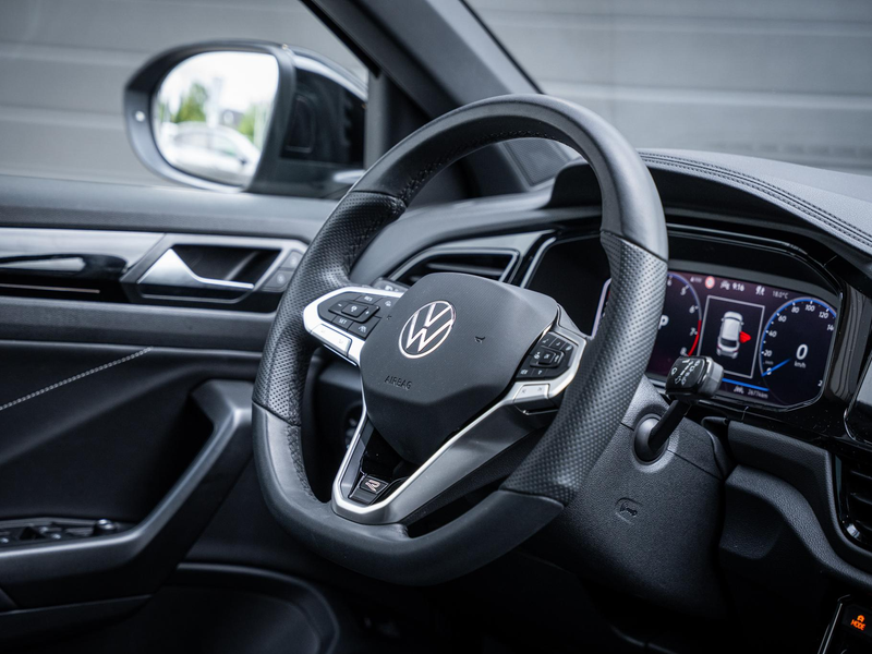 Volkswagen T-Roc 1.5 TSI R-Line Edition - Pano l Leder l ACC l Came — photo 14