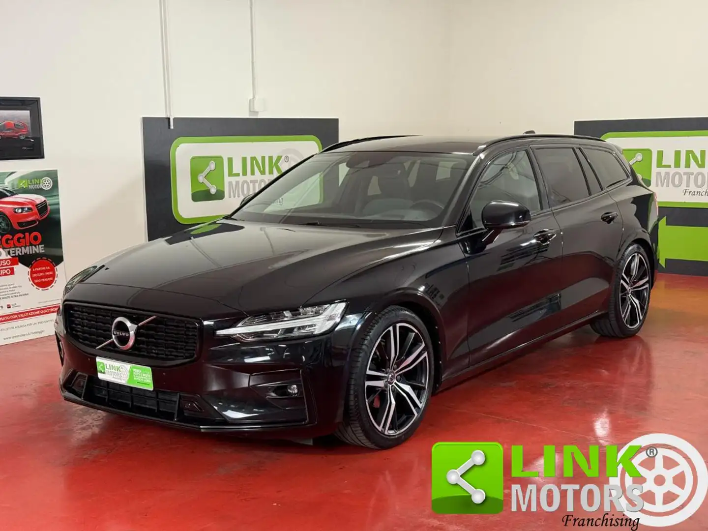 Volvo V60 D3 Geartronic R-design - IVA -FULL- GANCIO -24MESI Nero - 1