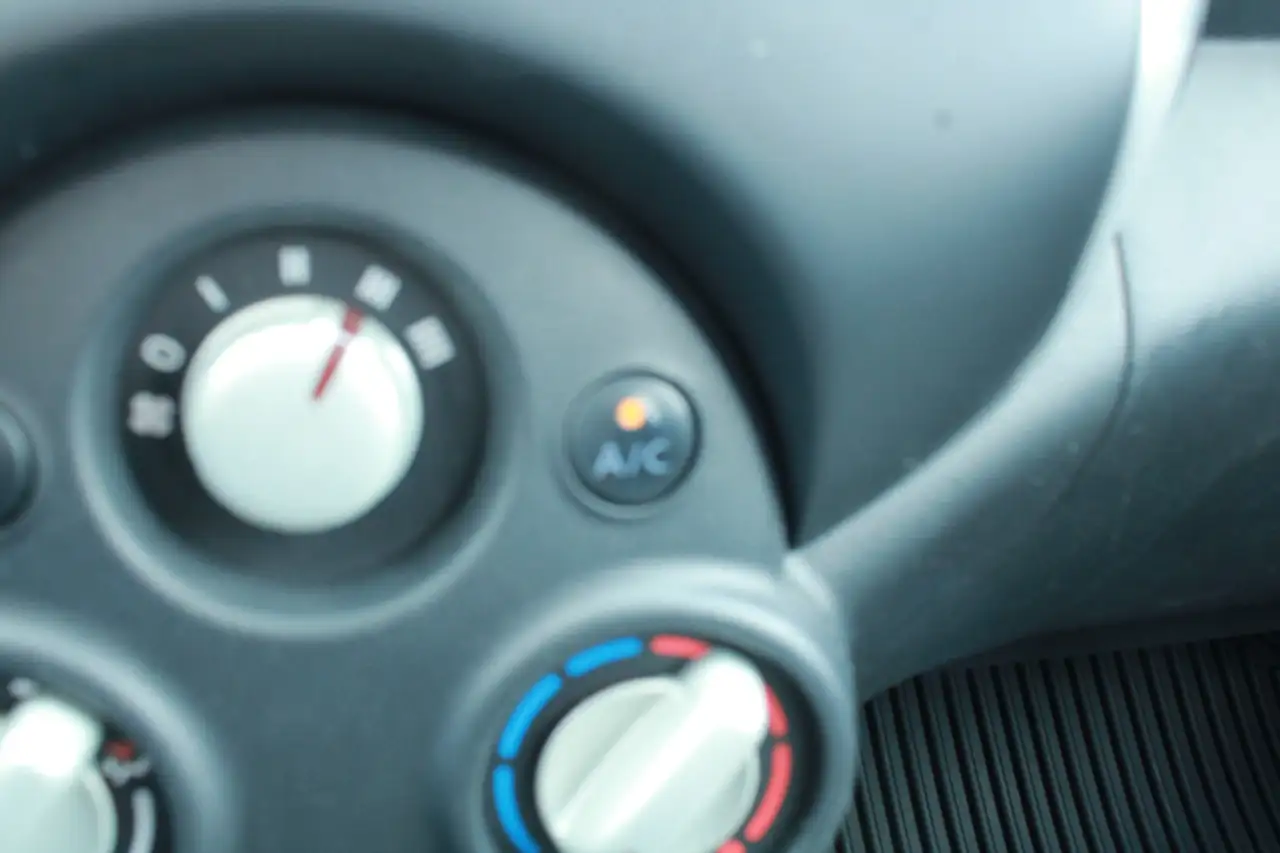 Nissan Micra photo Nissan Micra