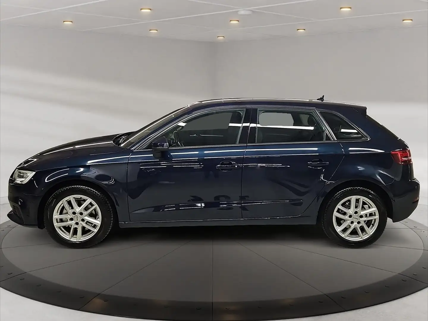 Audi A3 1,6 TDI * AUTOMATIK * 2. BESITZ * XENON * 199,- pM Bleu - 2