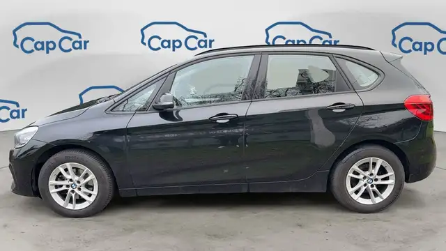 BMW 2 Series view 2