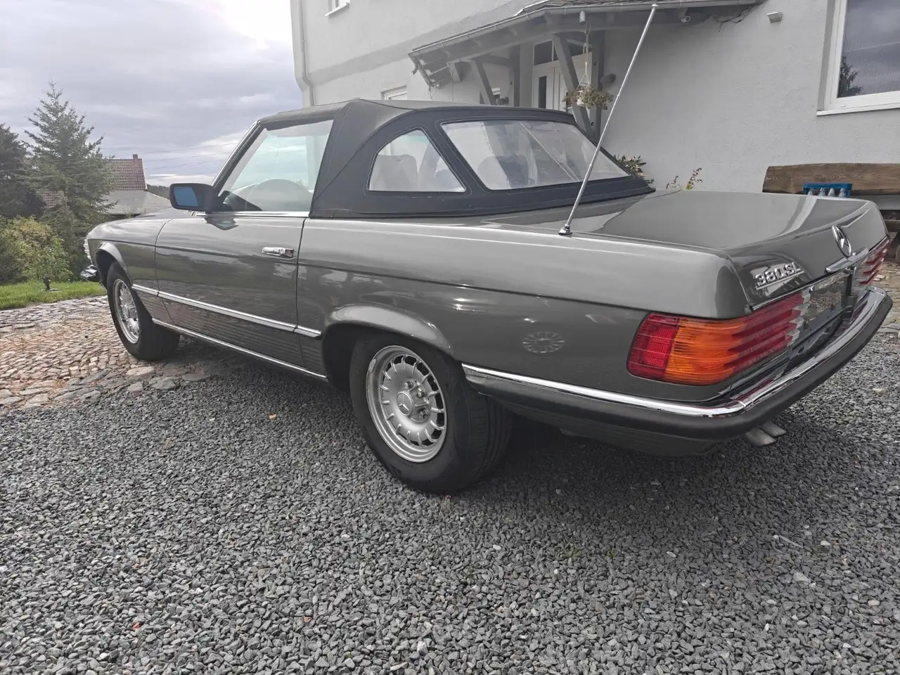 Mercedes-Benz SL 380, foto 8
