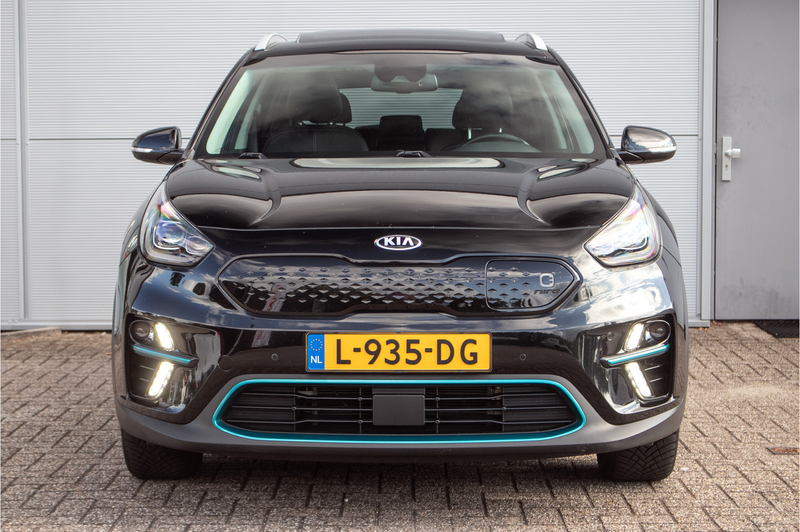Kia e-Niro DynamicPlusLine 64 kWh - schuif/-kanteldak | Stoel — photo 11