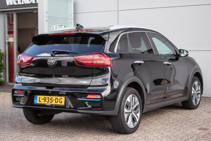 Kia e-Niro DynamicPlusLine 64 kWh - schuif/-kanteldak | Stoel — photo 3