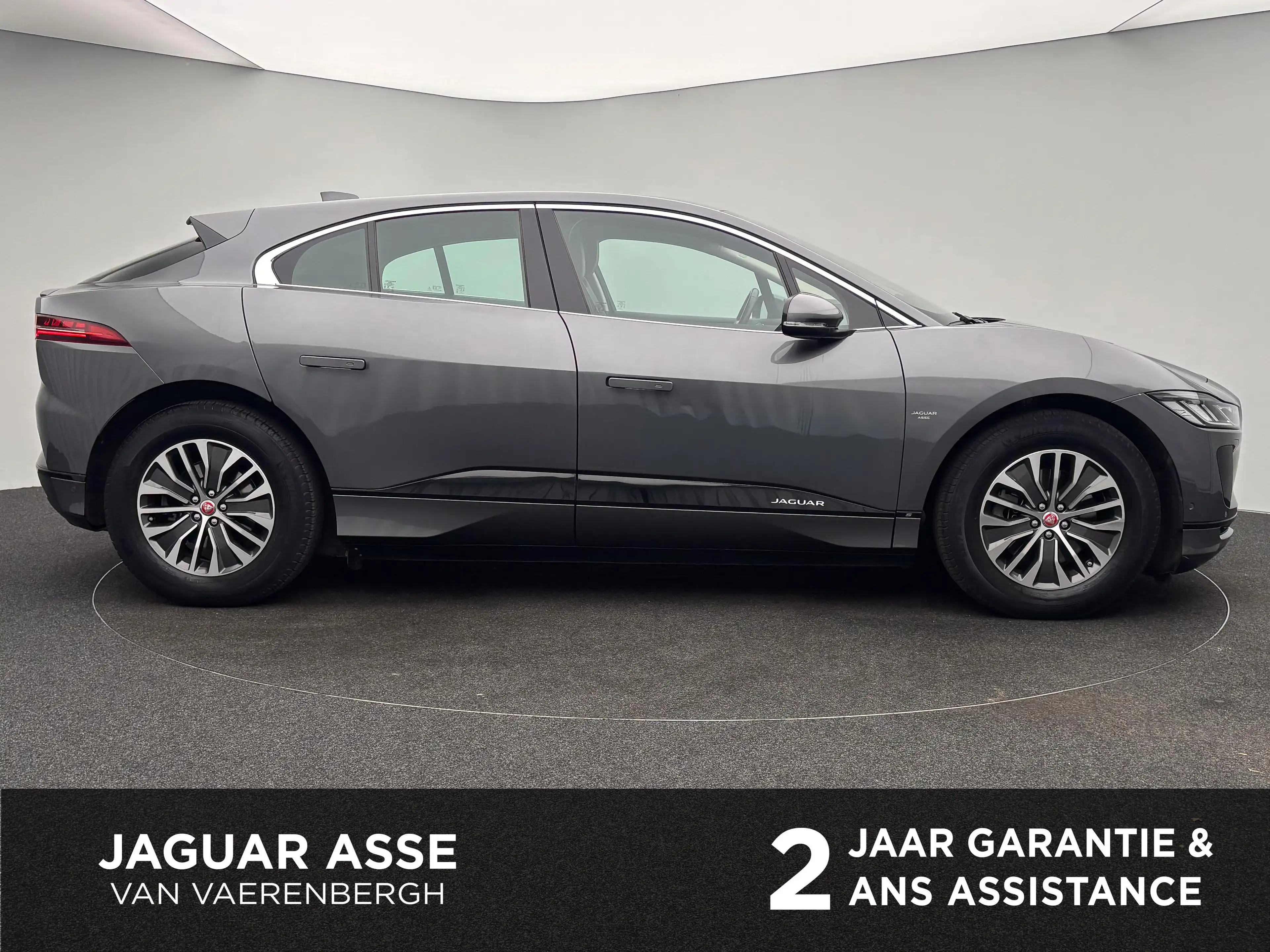 Jaguar I-Pace EV400 S AWD Aut. — photo 14