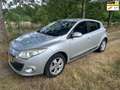 Renault Megane 1.6 Celsium apk t/m 25-04-2026 Сірий - thumbnail 1
