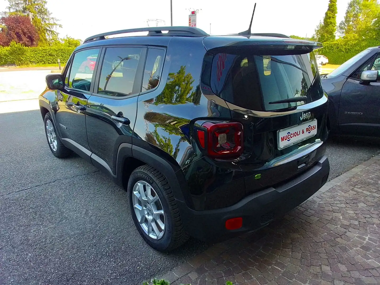 Jeep Renegade Limited 1.5 T4 MHEV DCT 130cv Nero - 2