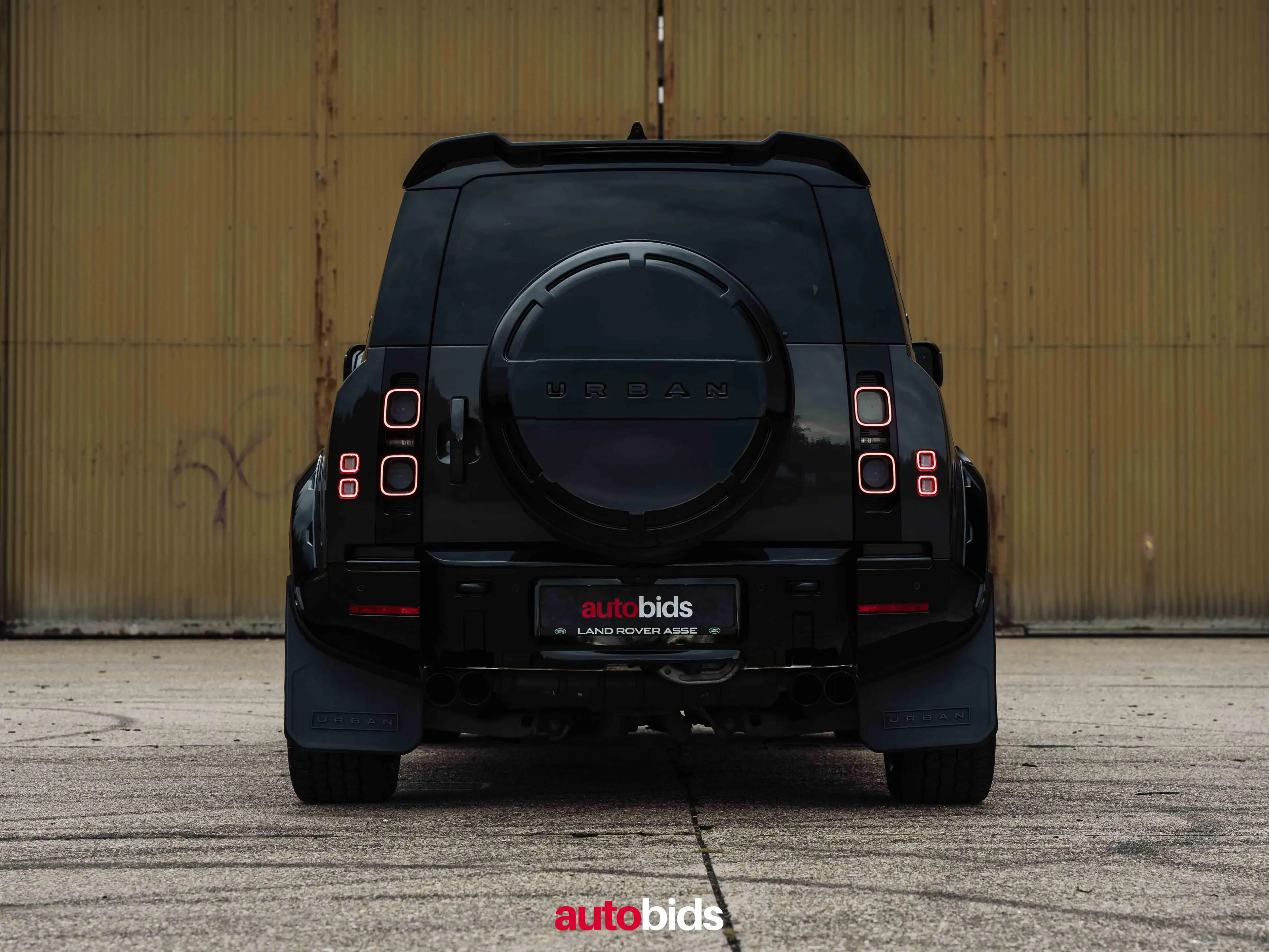 Land Rover Defender 110 V8 URBAN Widetrack — photo 8