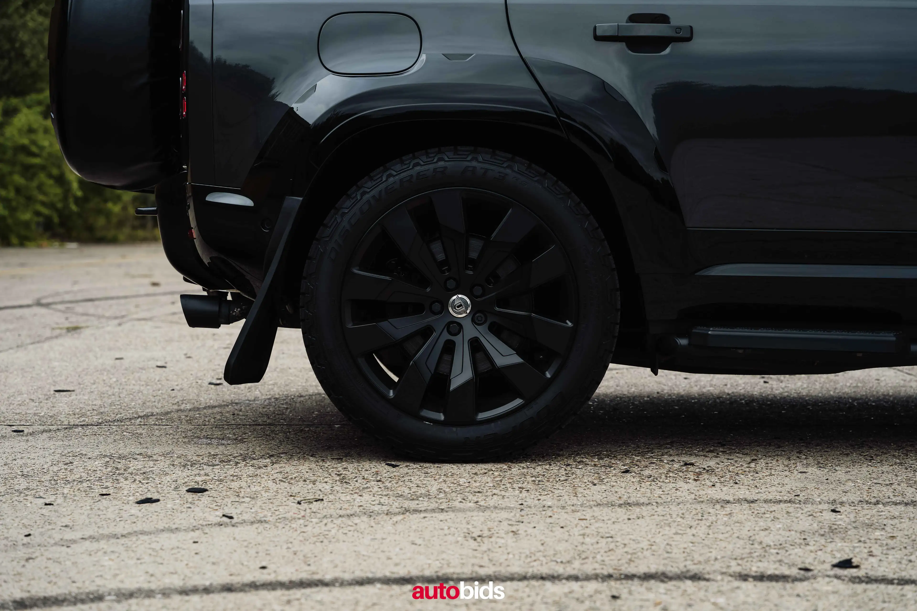 Land Rover Defender 110 V8 URBAN Widetrack — photo 15
