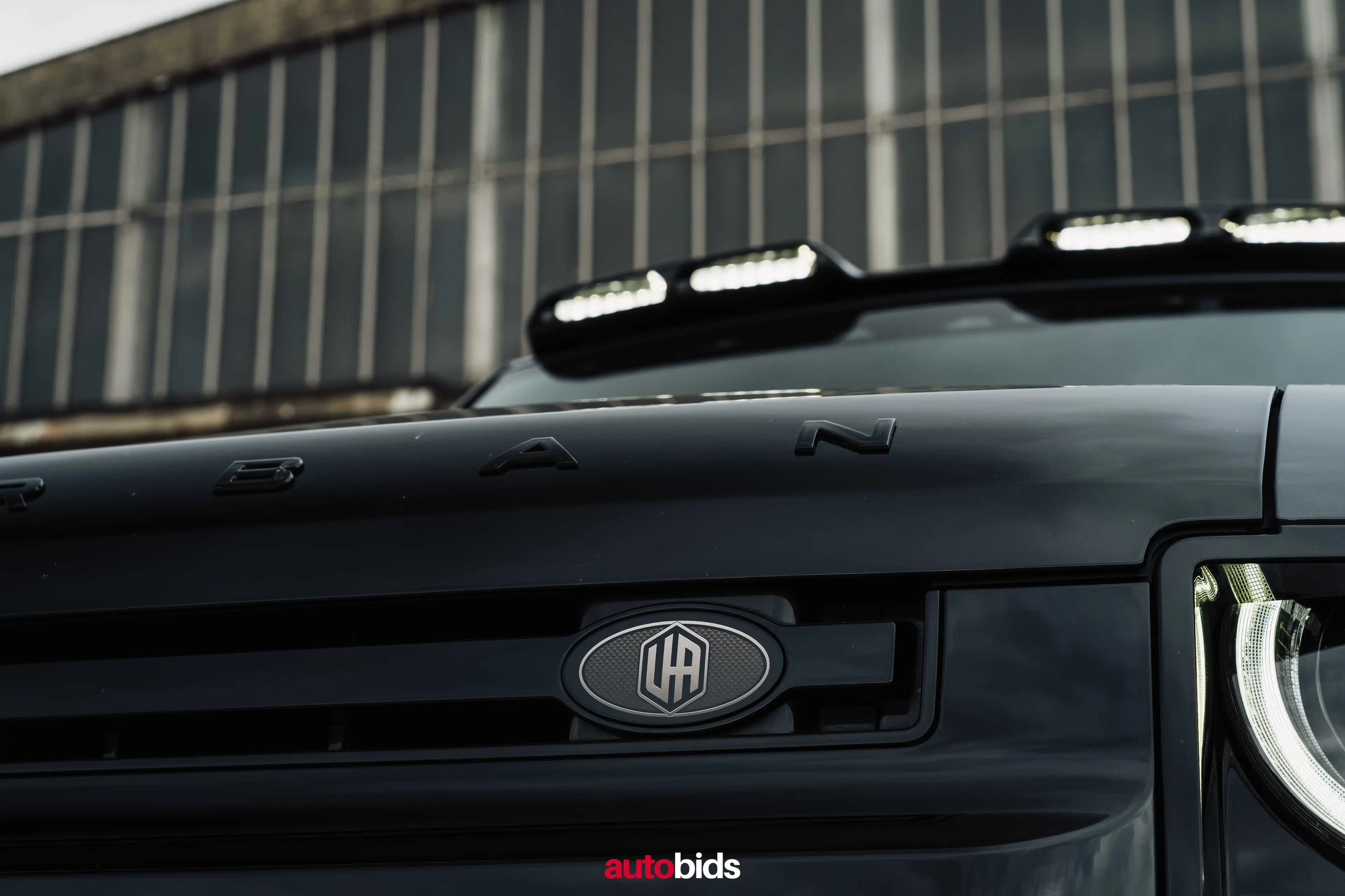Land Rover Defender 110 V8 URBAN Widetrack — photo 11