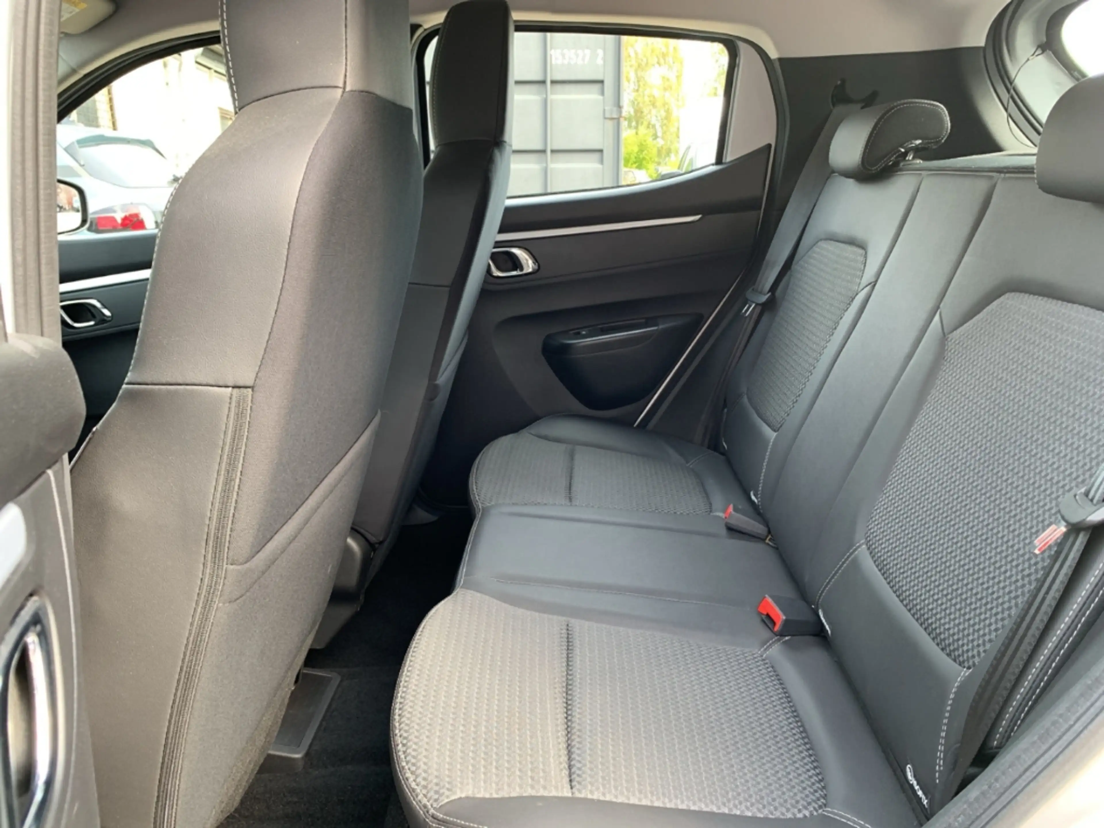 Dacia Spring ESSENTIAL ELECTRIC Essential Electric 45 KLIMA+DAB — photo 11