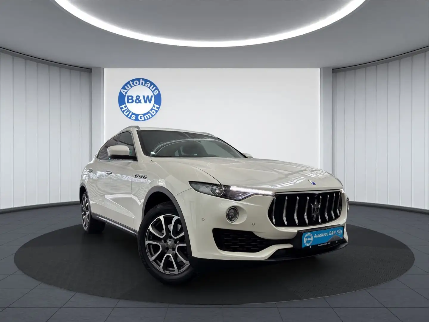Maserati Levante S Aut. ACC*PANO*LEDER*LED*H&K*KAMERA*SHZ Weiß - 1