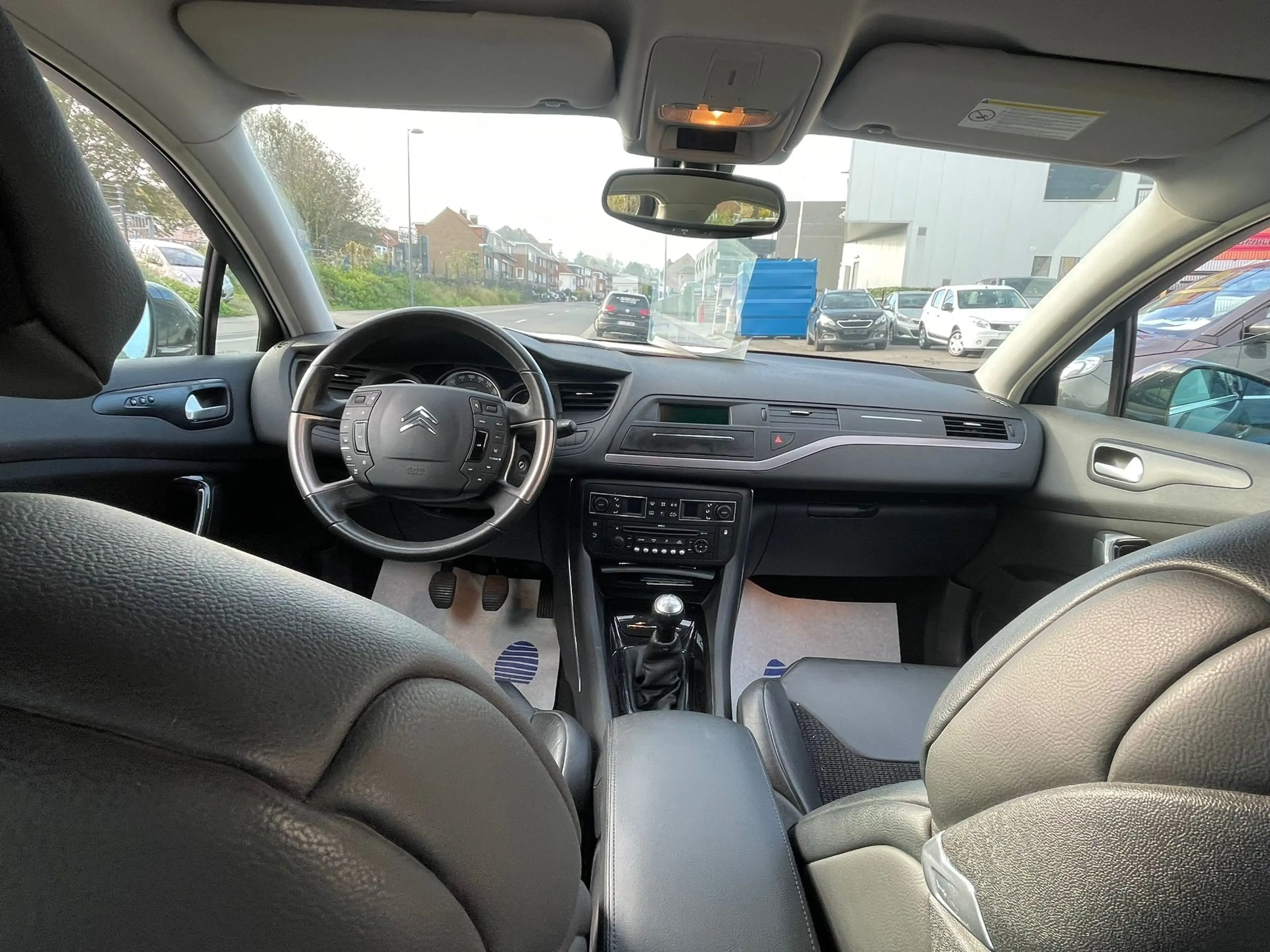 Citroen C5 2.0i Exclusive — photo 13