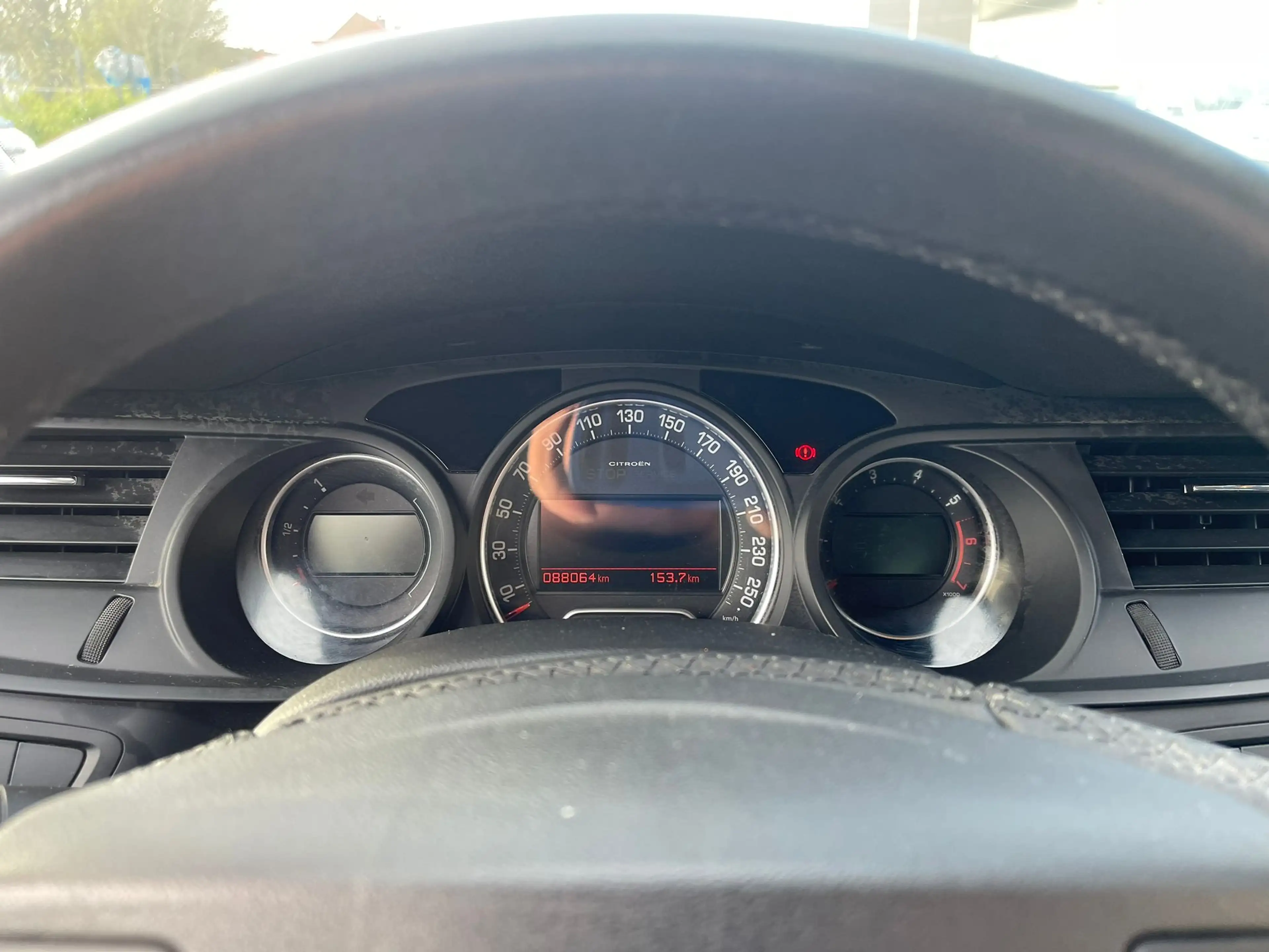 Citroen C5 2.0i Exclusive — photo 15