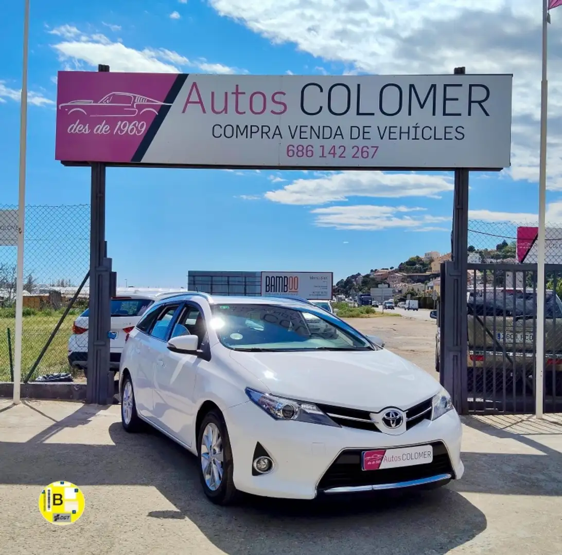 Toyota Auris 120D Active Blanc - 1