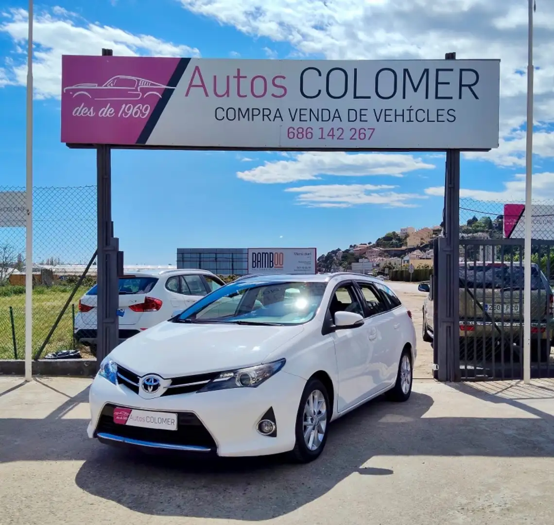 Toyota Auris 120D Active Blanc - 2
